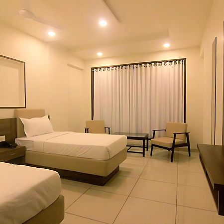 Srijan Inn Абу-Роуд Екстер'єр фото